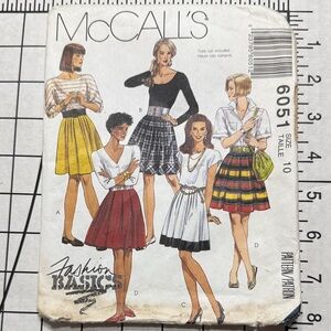 McCall’s 6051 (1992) Sewing Pattern – Misses’ Pleated Skirts A–D, Size 10